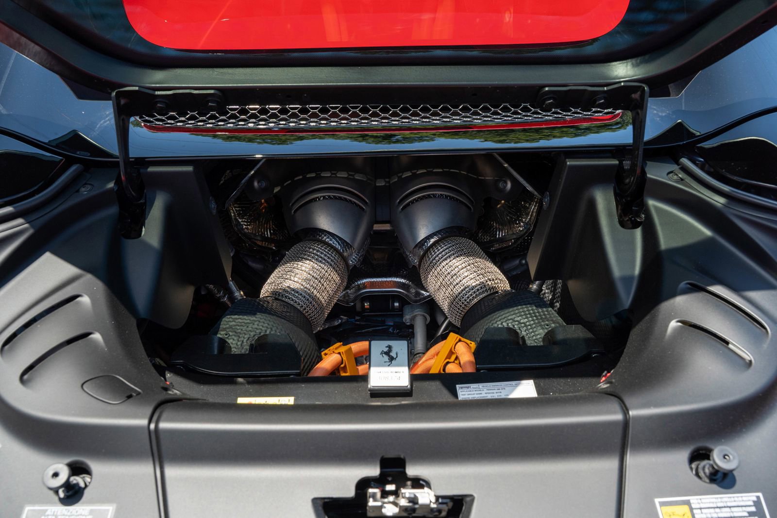 2024 Ferrari 296 GTS Base photo 14