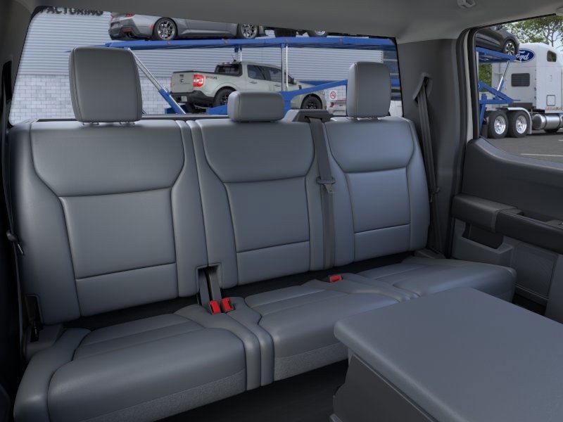 2025 Ford F-150 XL photo 4