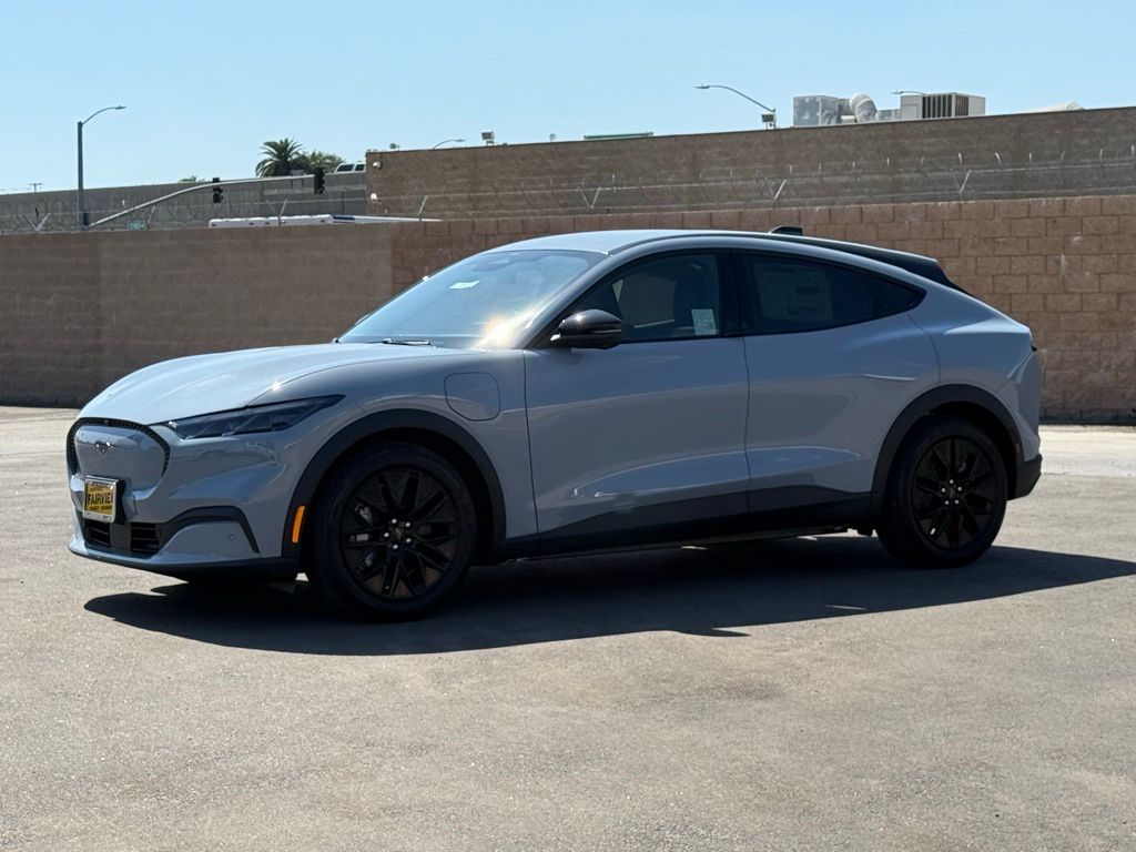 2025 Ford Mustang Mach-E Select photo 4