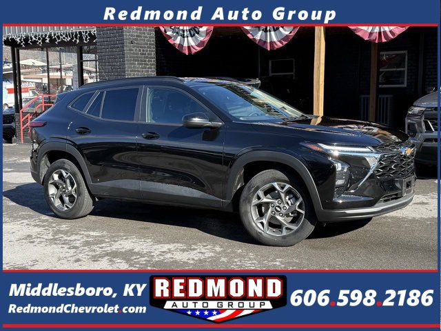 2025 Chevrolet Trax LT's photo