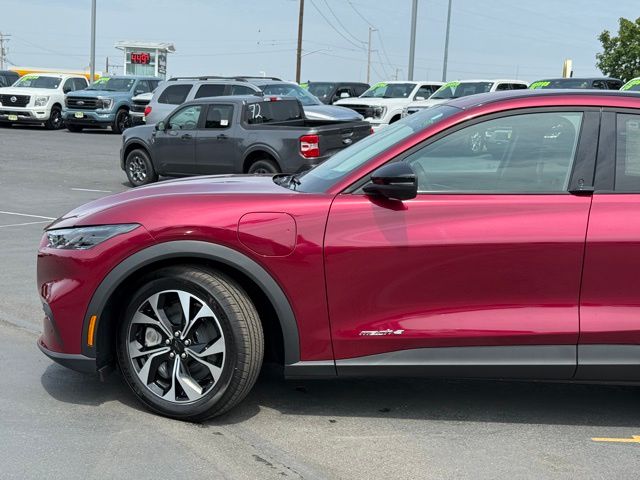 2025 Ford Mustang Mach-E Select photo 11