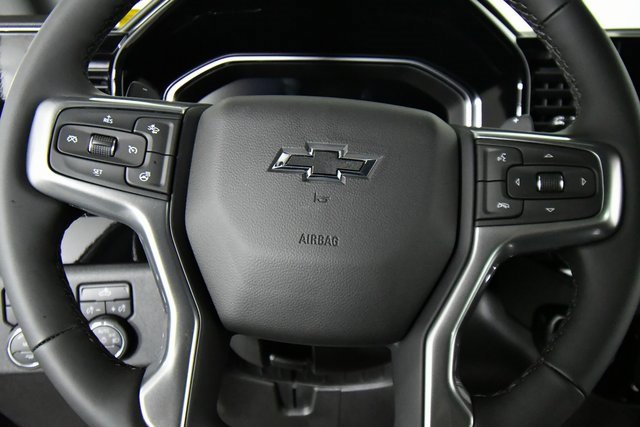 2026 Chevrolet Silverado 1500 RST photo 2