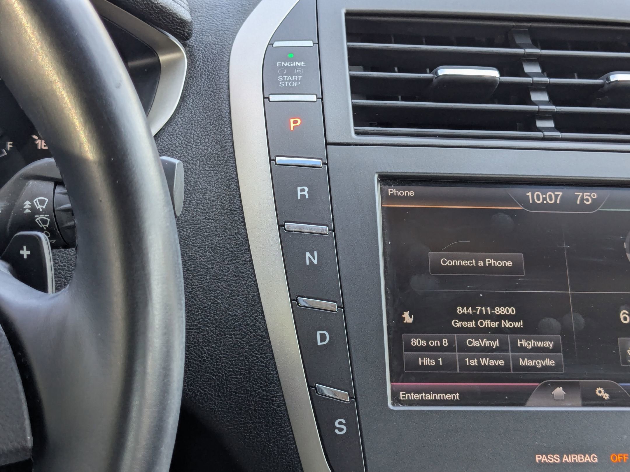 2016 Lincoln MKZ Base photo 26