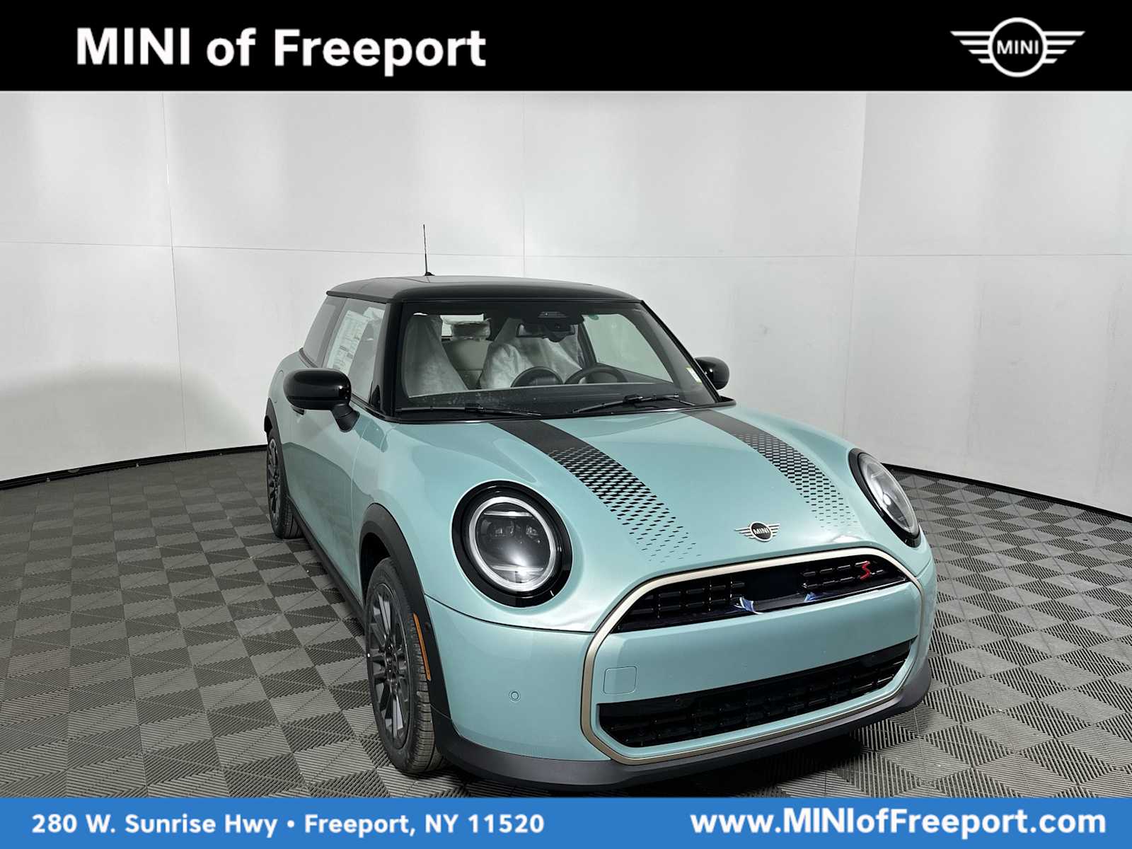 2026 MINI Hardtop 2 Door S's photo