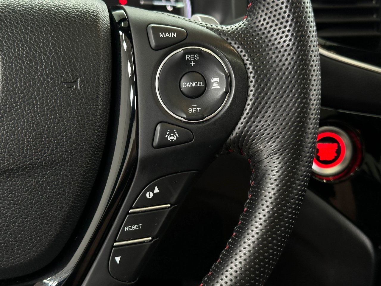 2023 Honda Ridgeline Black Edition photo 28