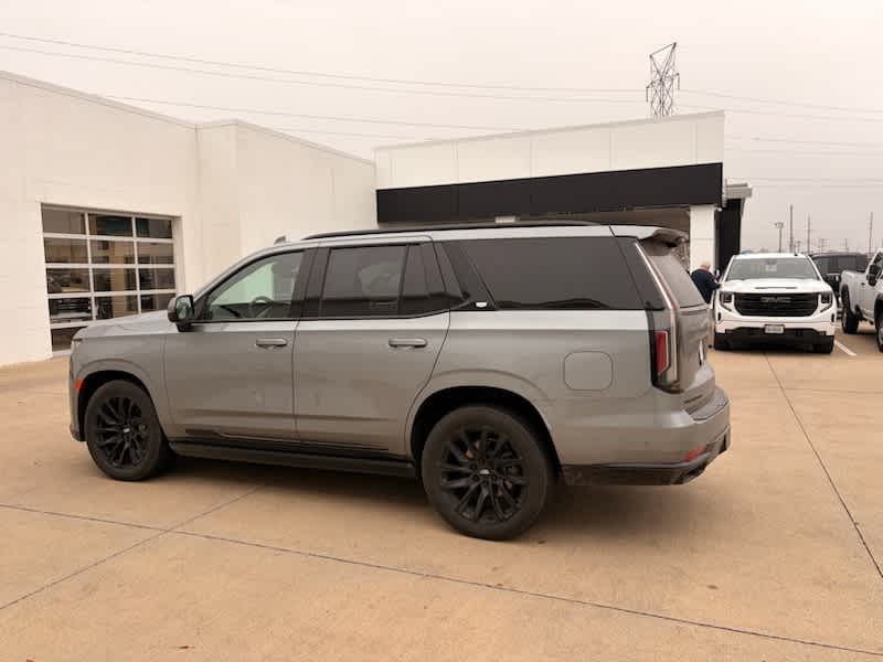 2024 Cadillac Escalade Sport photo 3