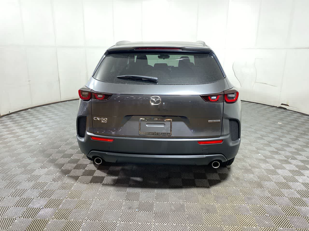 2025 Mazda CX-50 2.5 S Preferred photo 2