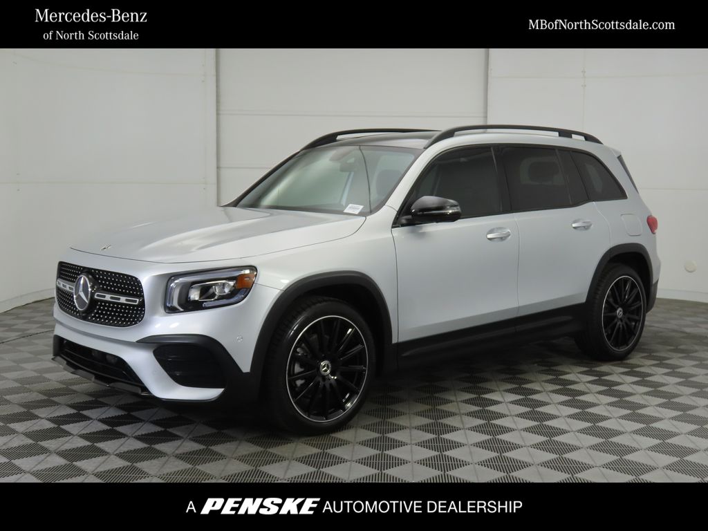 2022 Mercedes-Benz GLB's photo