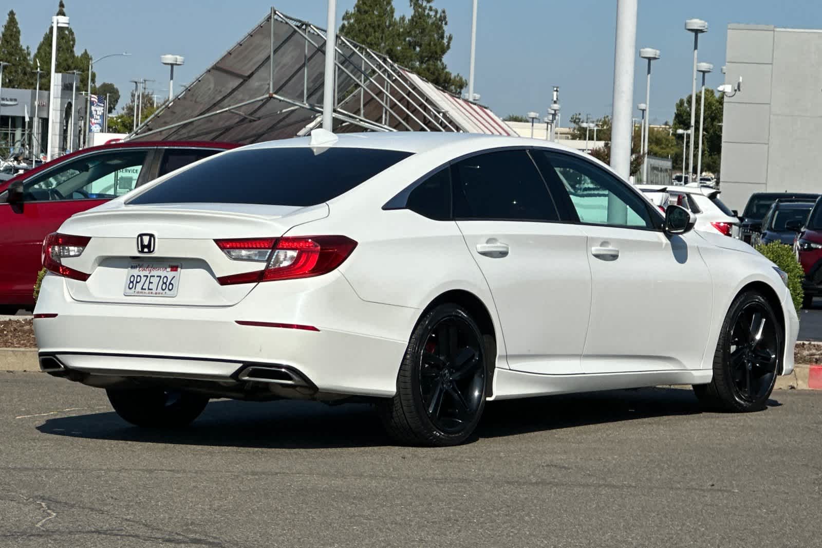 2020 Honda Accord Sport photo 2