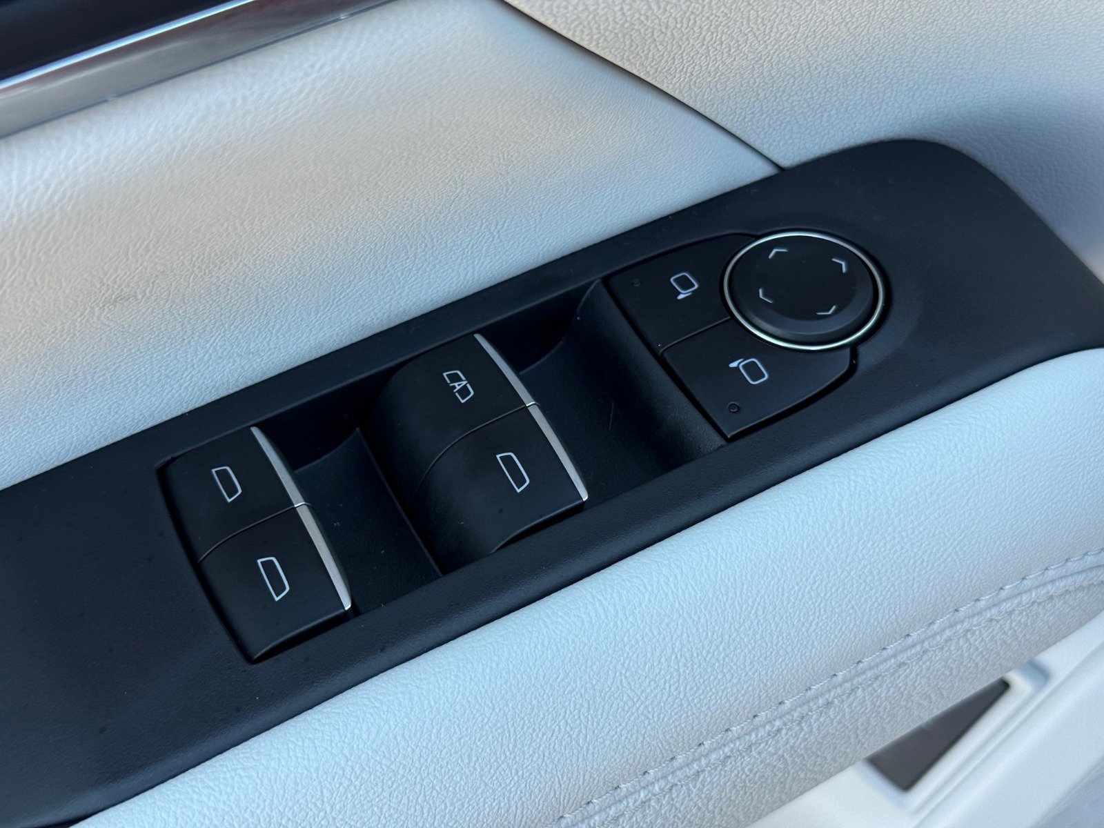 2026 Gmc Terrain Denali photo 7