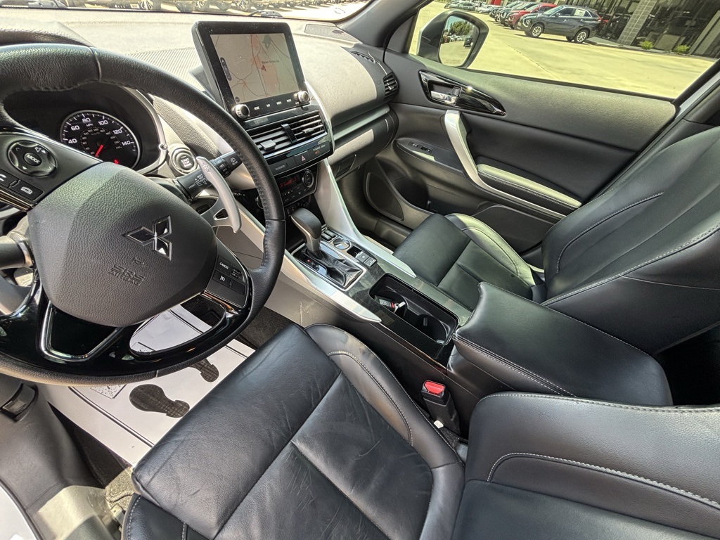 2022 Mitsubishi Eclipse Cross SEL photo 10
