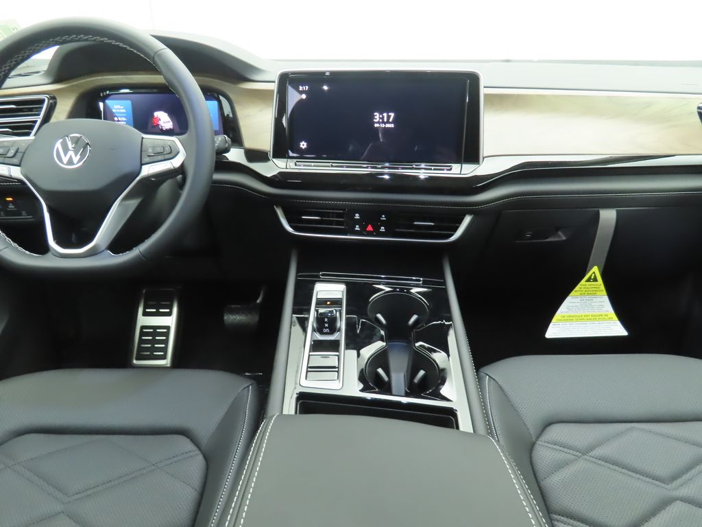 2026 Volkswagen Atlas SE Technology photo 13