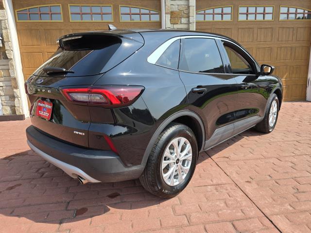 2023 Ford Escape Active photo 3