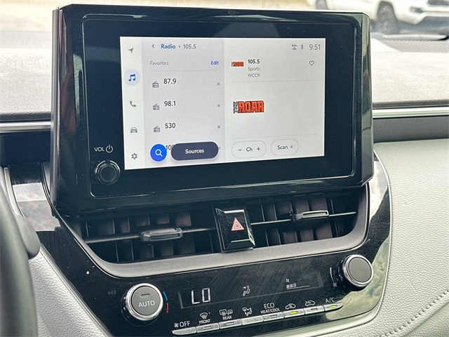 2023 Toyota Corolla SE photo 20