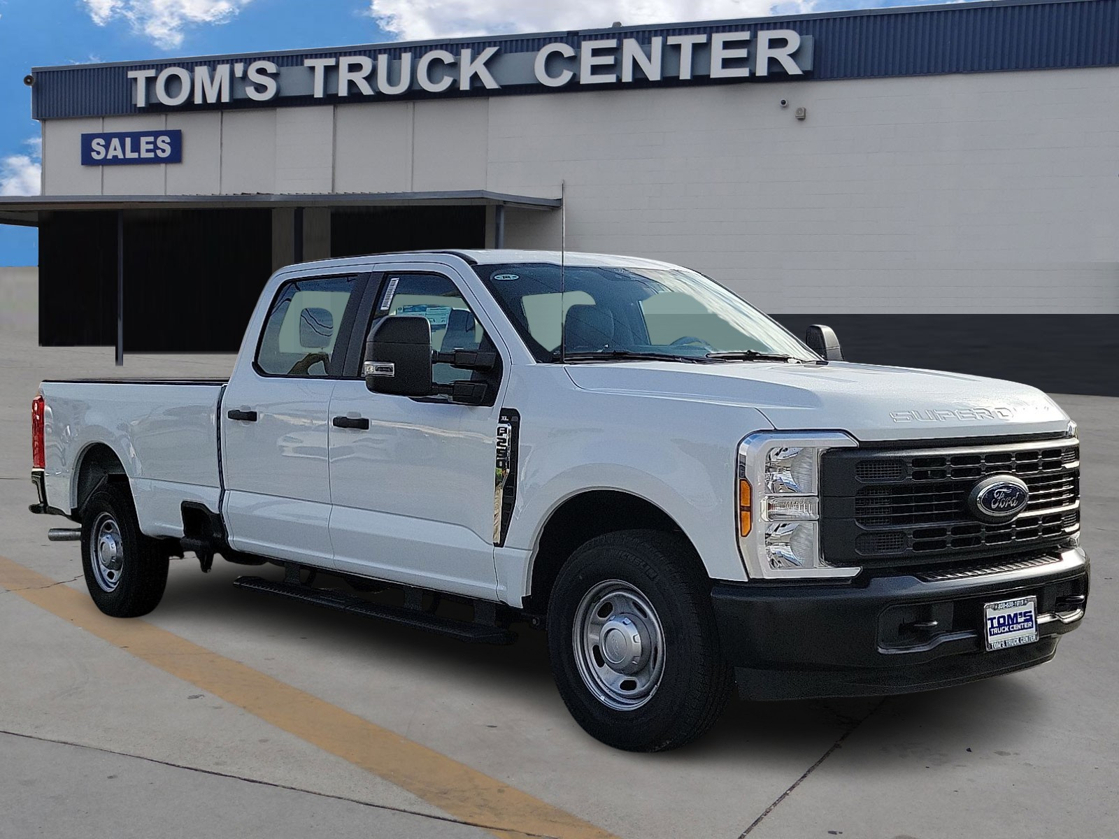 2025 Ford F-250 Super Duty XL's photo