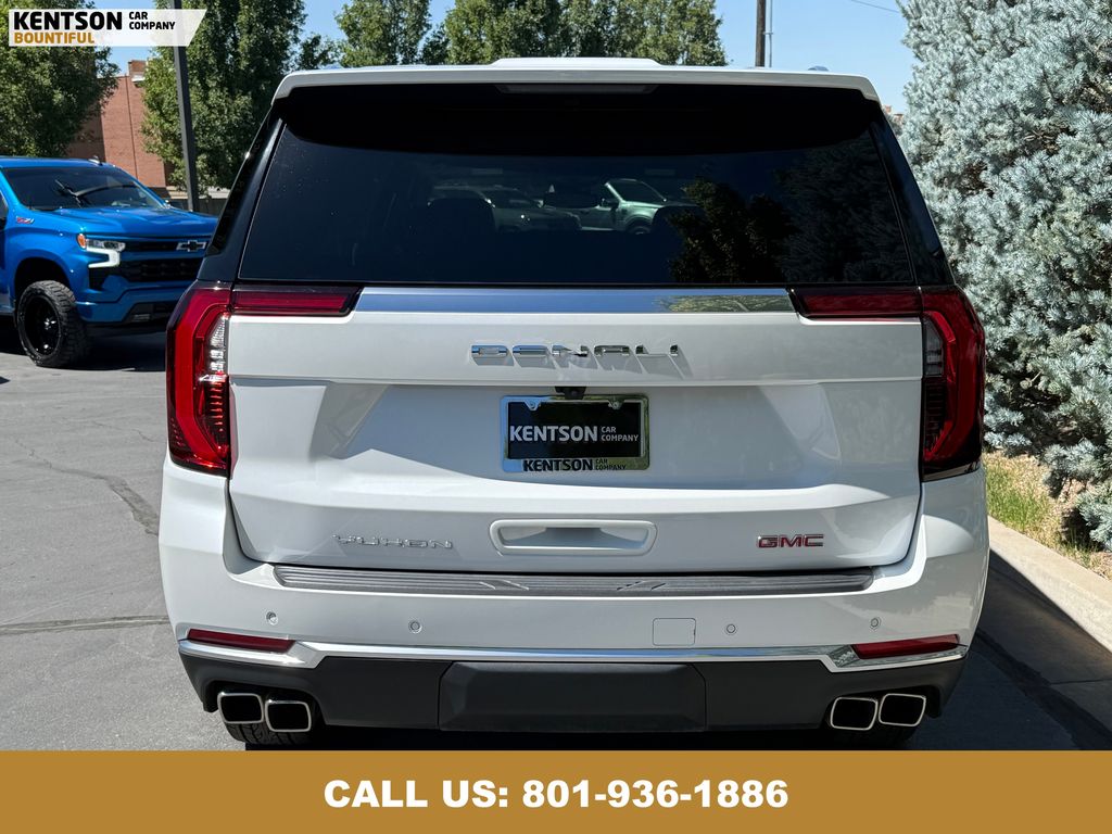 2025 Gmc Yukon XL Denali photo 2