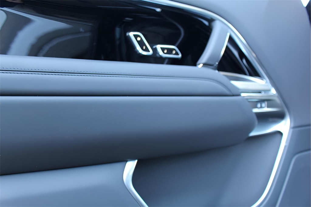 New 2025 Land Rover Range Rover - 93ece2b4e99e4be781c6d5bc51c1611d 