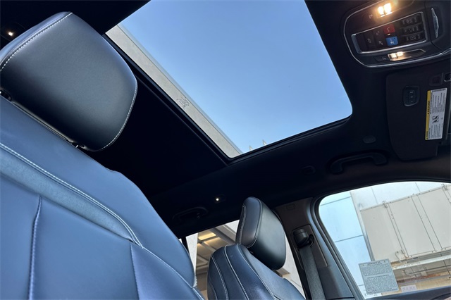 2024 Jeep Cherokee Limited 4xe photo 4