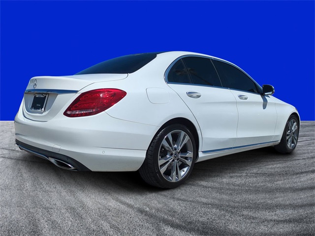2017 Mercedes Benz C 300 photo 3