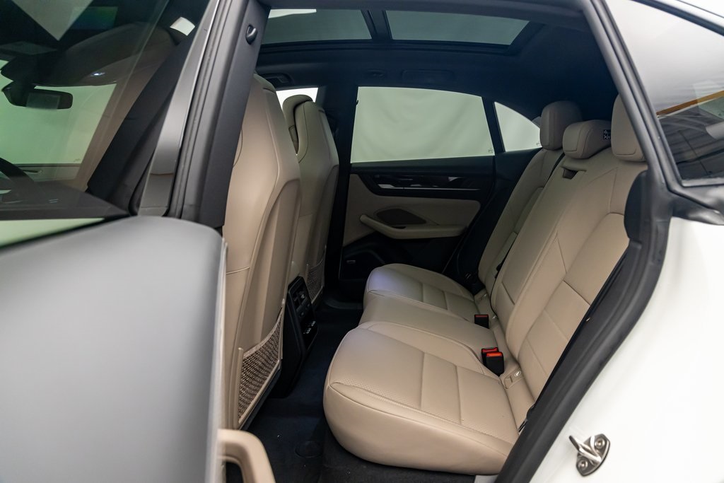 2024 Porsche Macan Electric 4 photo 20