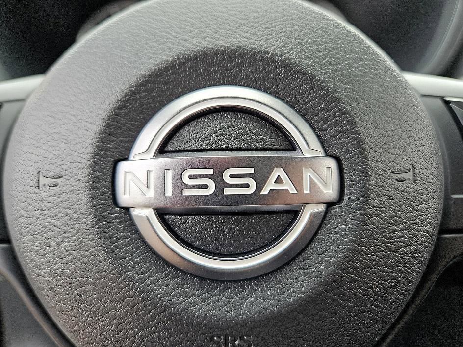 2025 Nissan Sentra S photo 25