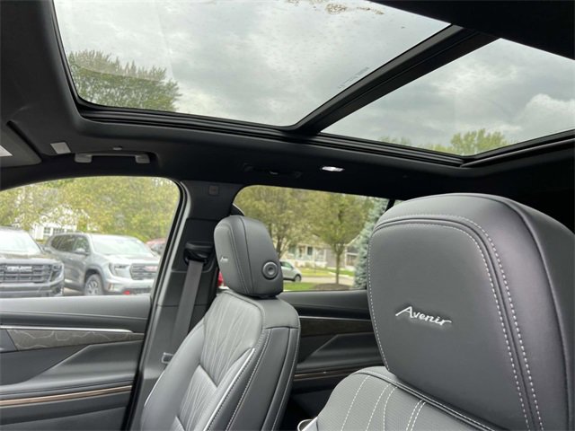 2026 Buick Enclave Avenir photo 20