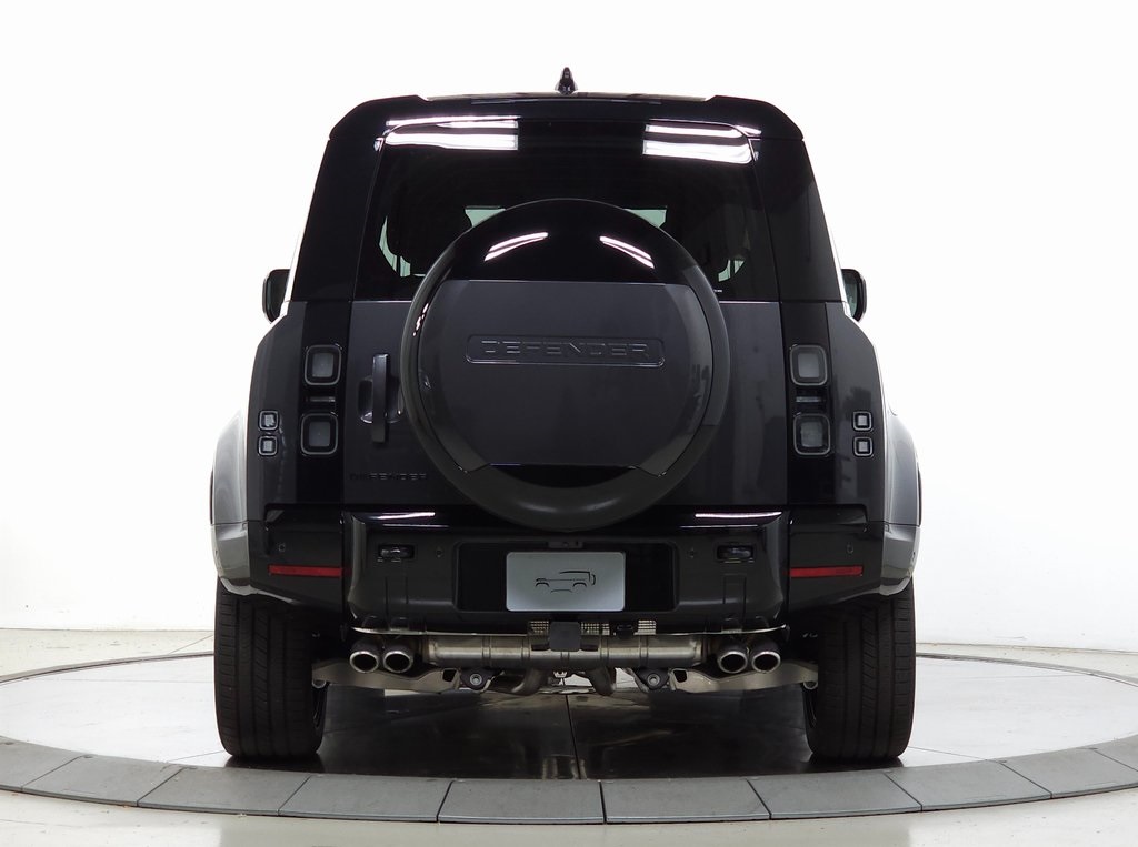 2026 LAND ROVER DEFENDER - Image 3