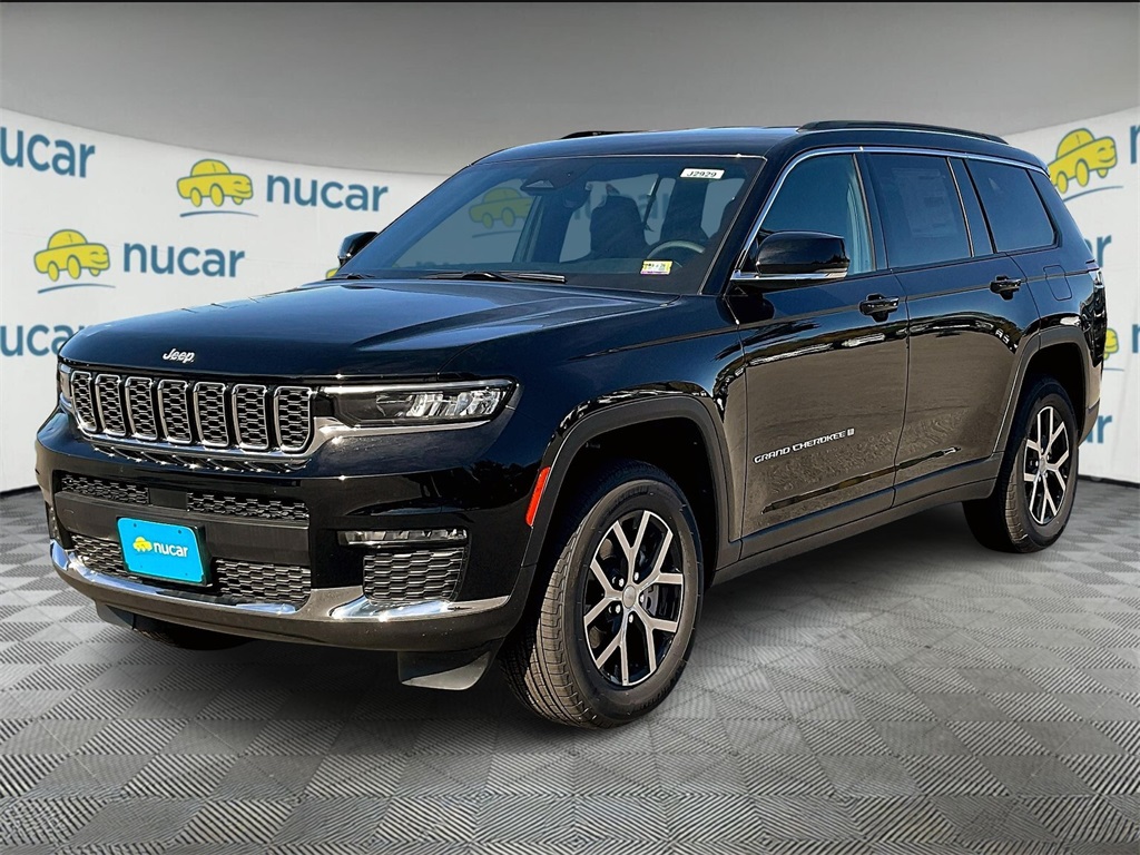 2025 Jeep Grand Cherokee Limited photo 3