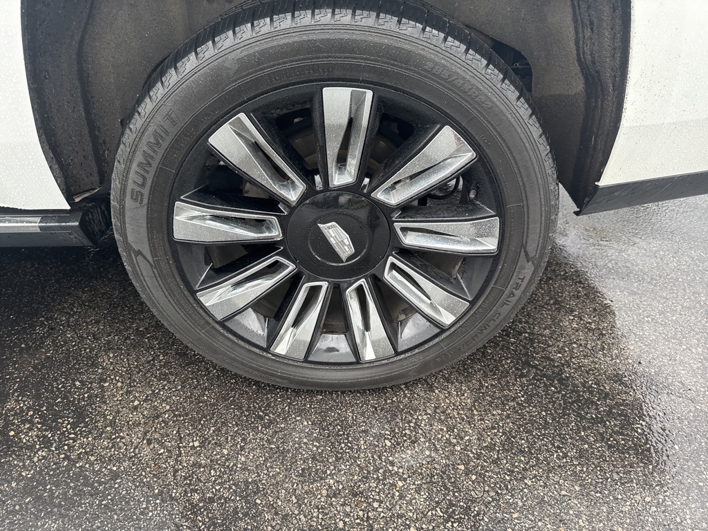 2020 Cadillac Escalade Platinum photo 4