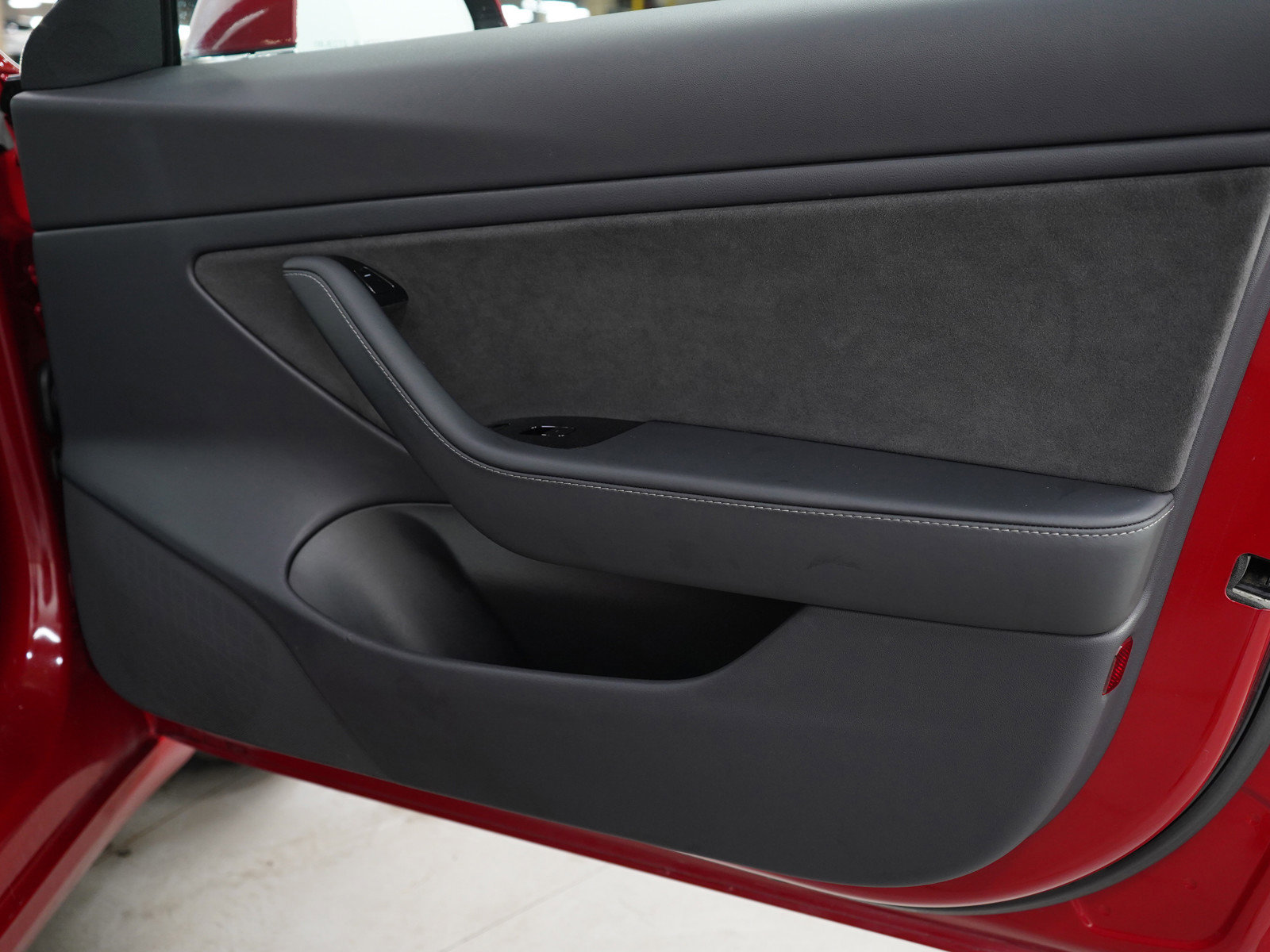 2019 Tesla Model 3 Long Range photo 9