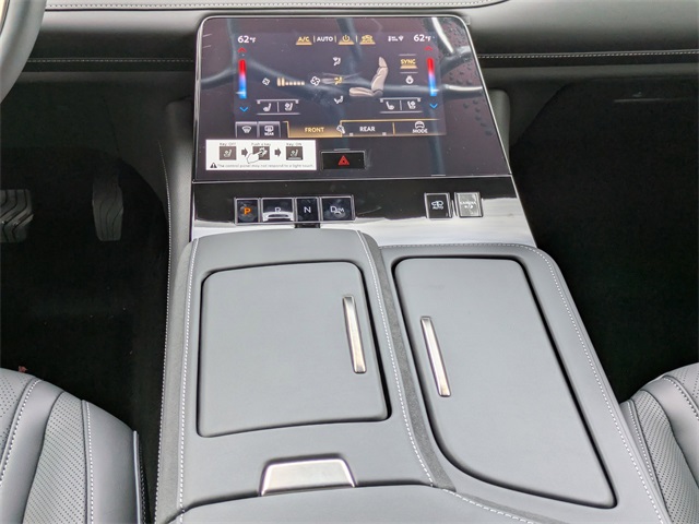 2026 Infiniti QX80 photo 19