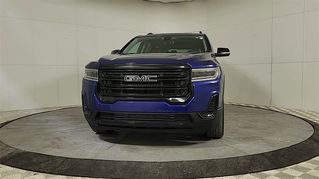 2023 GMC ACADIA - Image 3