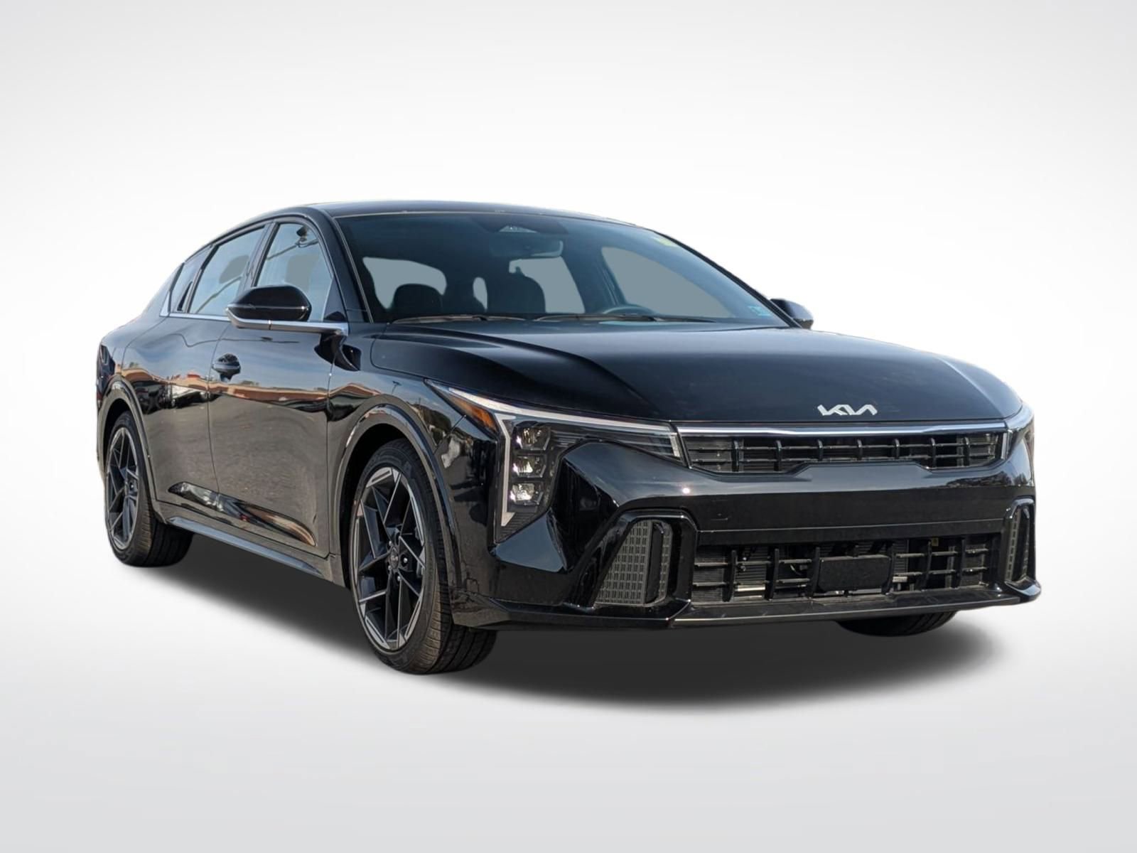 2025 Kia K4 GT-Line's photo