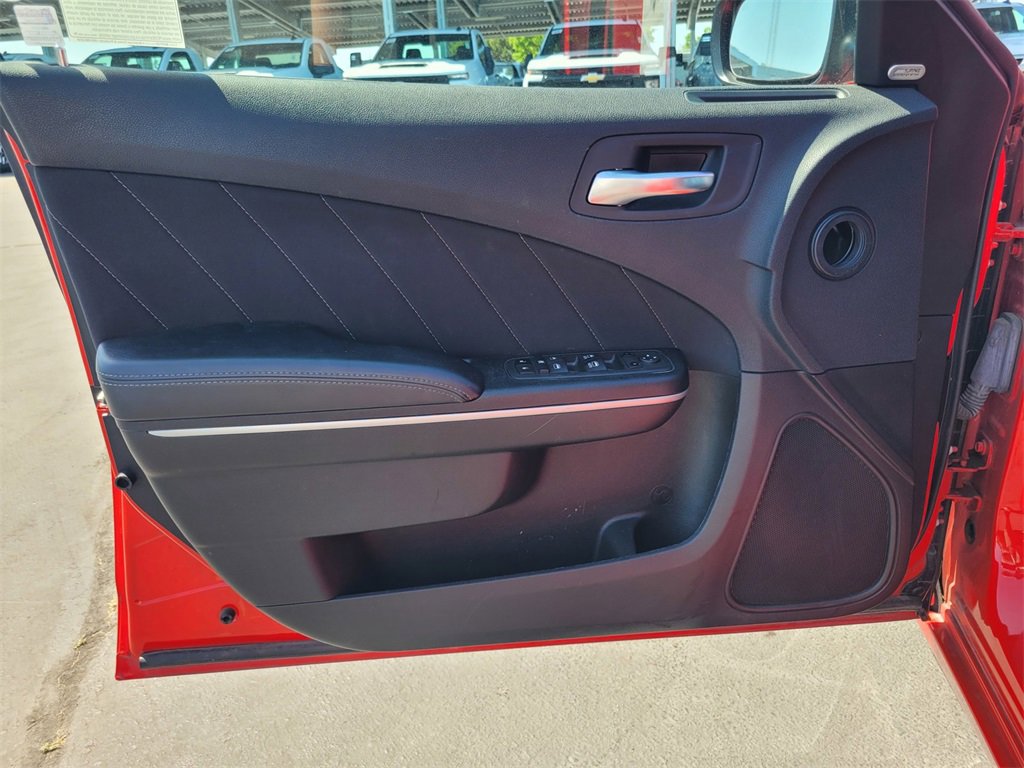 2023 Dodge Charger SXT photo 17