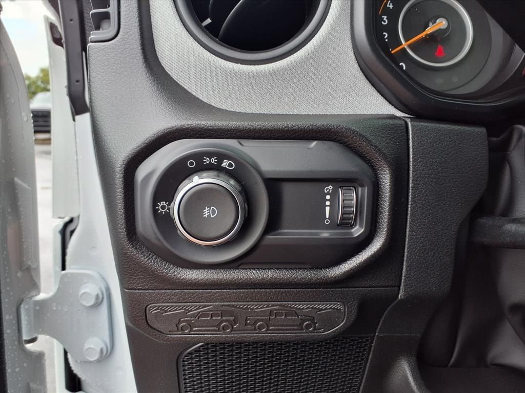 2025 Jeep Wrangler Sport photo 12