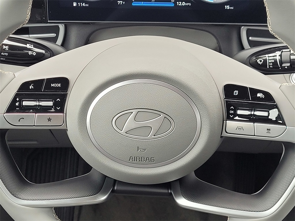 2024 Hyundai Elantra SEL Convenience photo 25