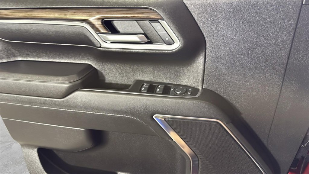 2024 Chevrolet Silverado 1500 LT photo 29