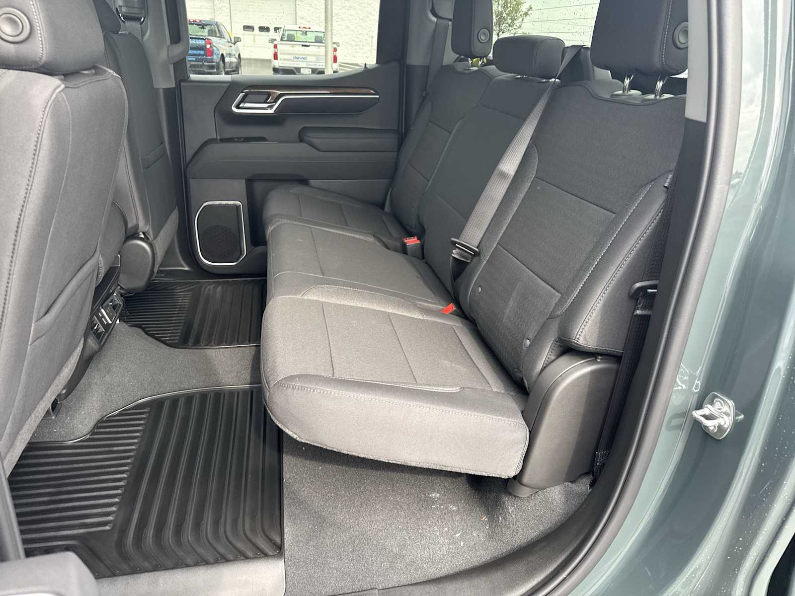2026 Chevrolet Silverado 1500 LT photo 20