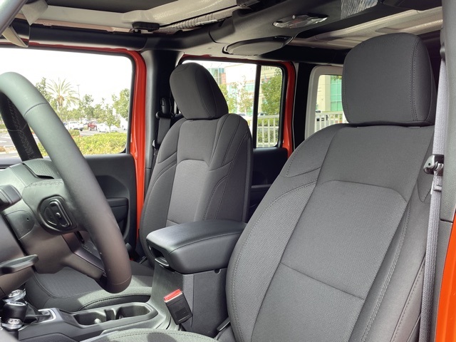 2023 Jeep Wrangler Sport S photo 14