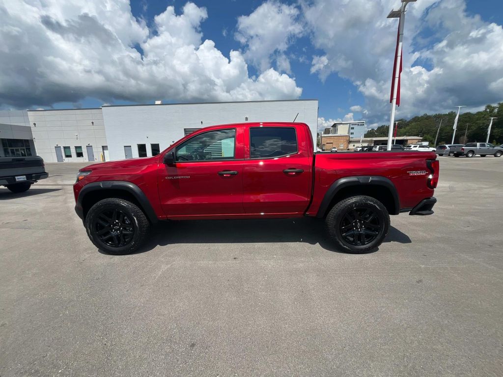 2025 Chevrolet Colorado Trail Boss photo 4