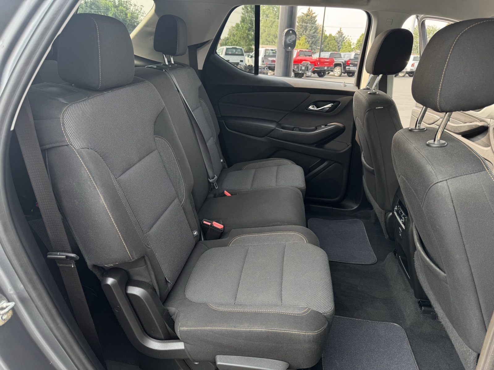 2021 Chevrolet Traverse LS photo 27