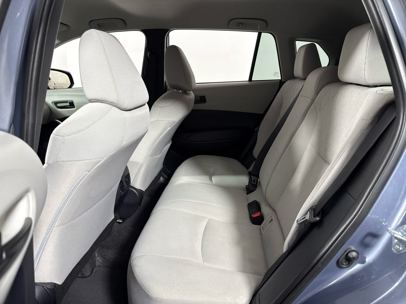 2022 Toyota Corolla Cross LE photo 17