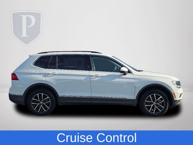 2021 Volkswagen Tiguan SE photo 2