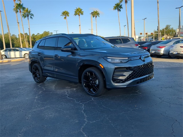 2025 Volkswagen Tiguan SE R-Line Black photo 2