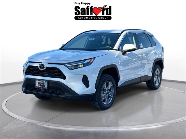 2025 Toyota RAV4 XLE's photo