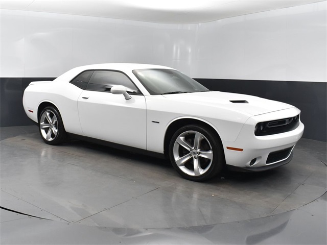 2018 Dodge Challenger R/T photo 17