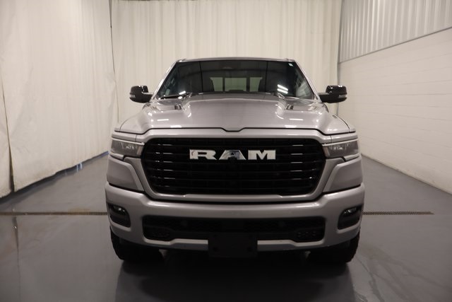 2025 Ram 1500 Laramie photo 3