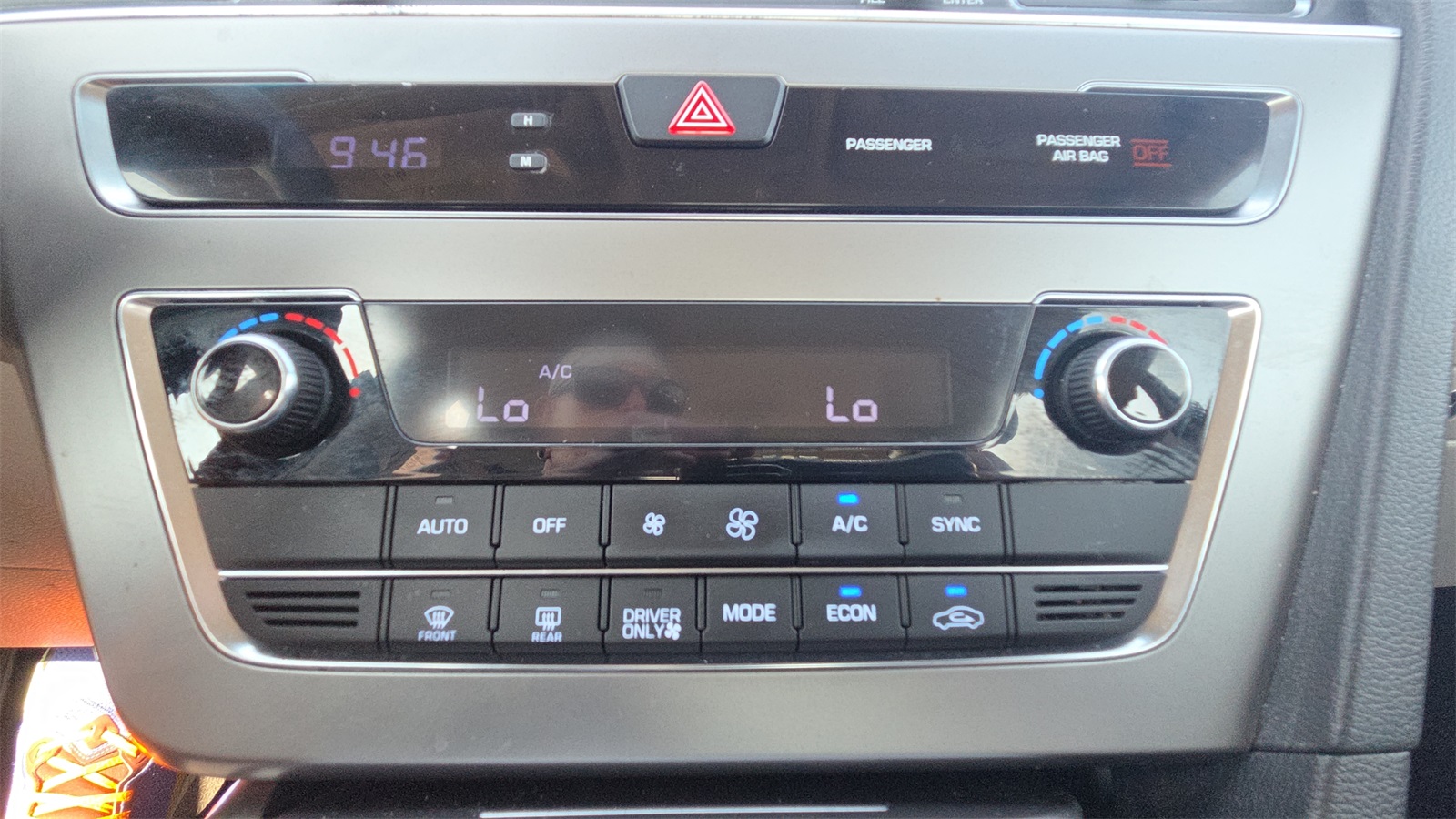 2016 Hyundai Sonata Hybrid SE photo 24