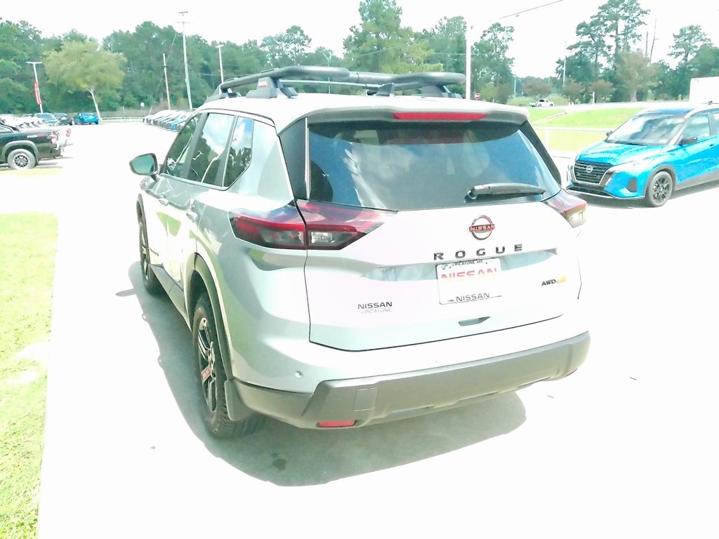 2026 Nissan Rogue SV photo 3