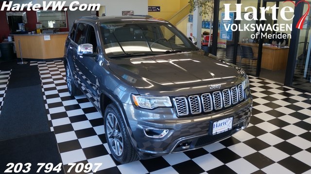 Used 2018 Gray Jeep Overland image 1